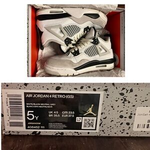 Air Jordan 4 Retro Youth Size 5